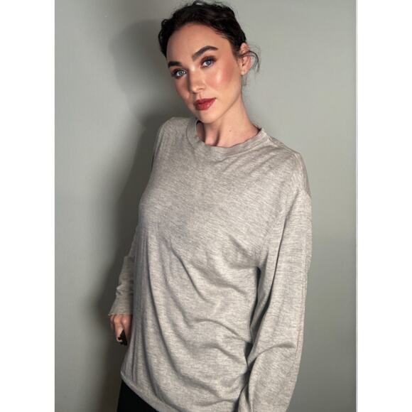 Line Silk Cashmere Lightweight Knit Gray Sweater ~ Minimalist Perfection ~ Sz L - Picture 2 of 7